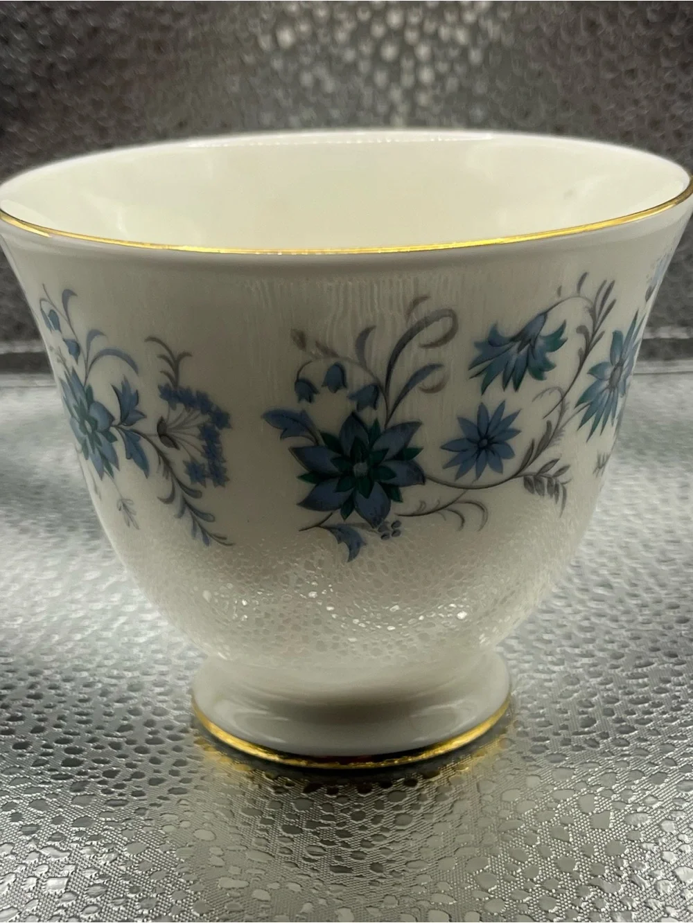 Colclough brand Bone China Teacup & Saucer in Blue Floral with Gold Trim E772
